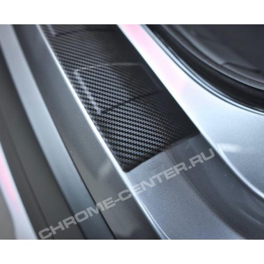 Накладка на задний бампер (carbon) Mitsubishi Outlander III FL (2015-) бренд – Croni главное фото